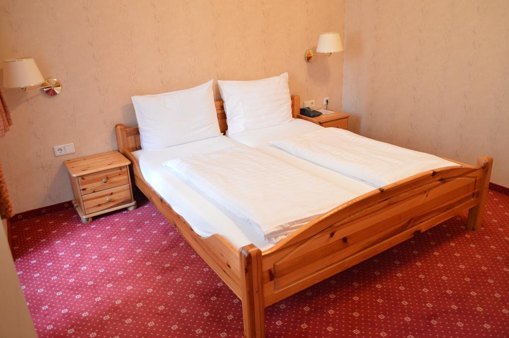 Hotel Pension Walzerstadt Vienna Room photo
