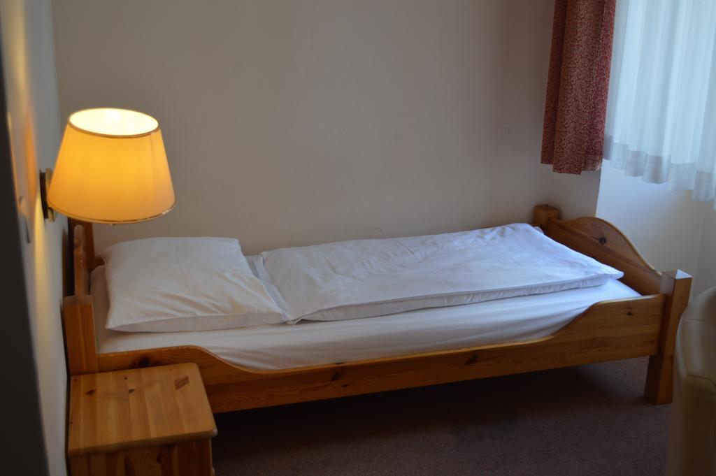 Hotel Pension Walzerstadt Vienna Room photo